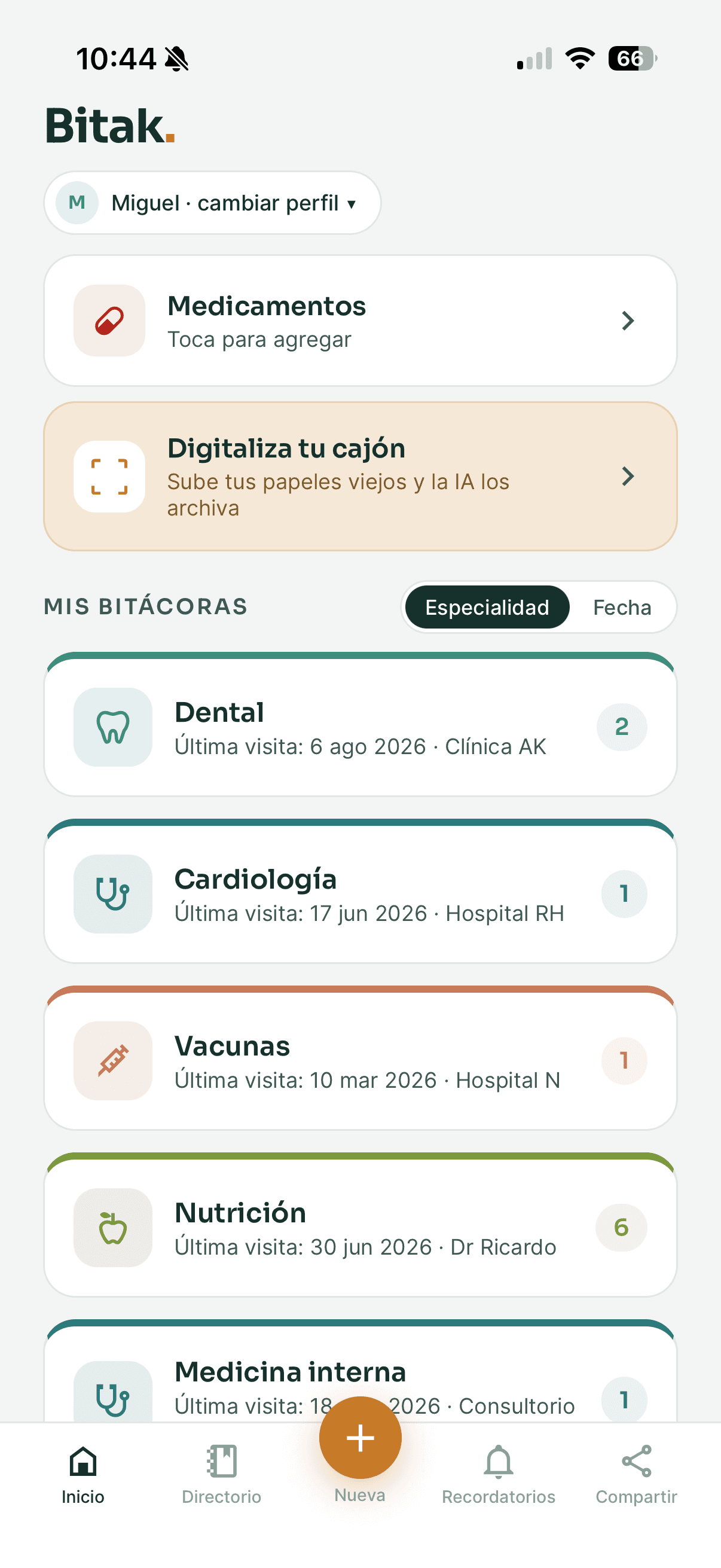 La pantalla de inicio de Bitak, con las bitacoras del perfil
